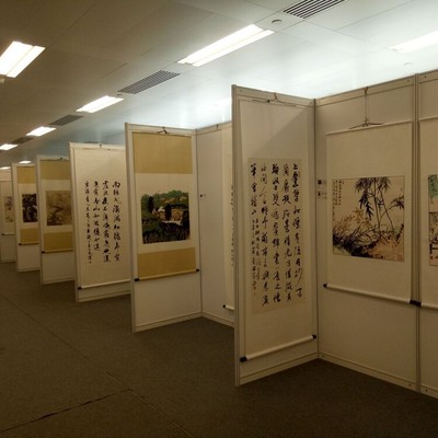 上海展柜展板出租與圖文設計一站式服務，如何選擇靠譜供應商？